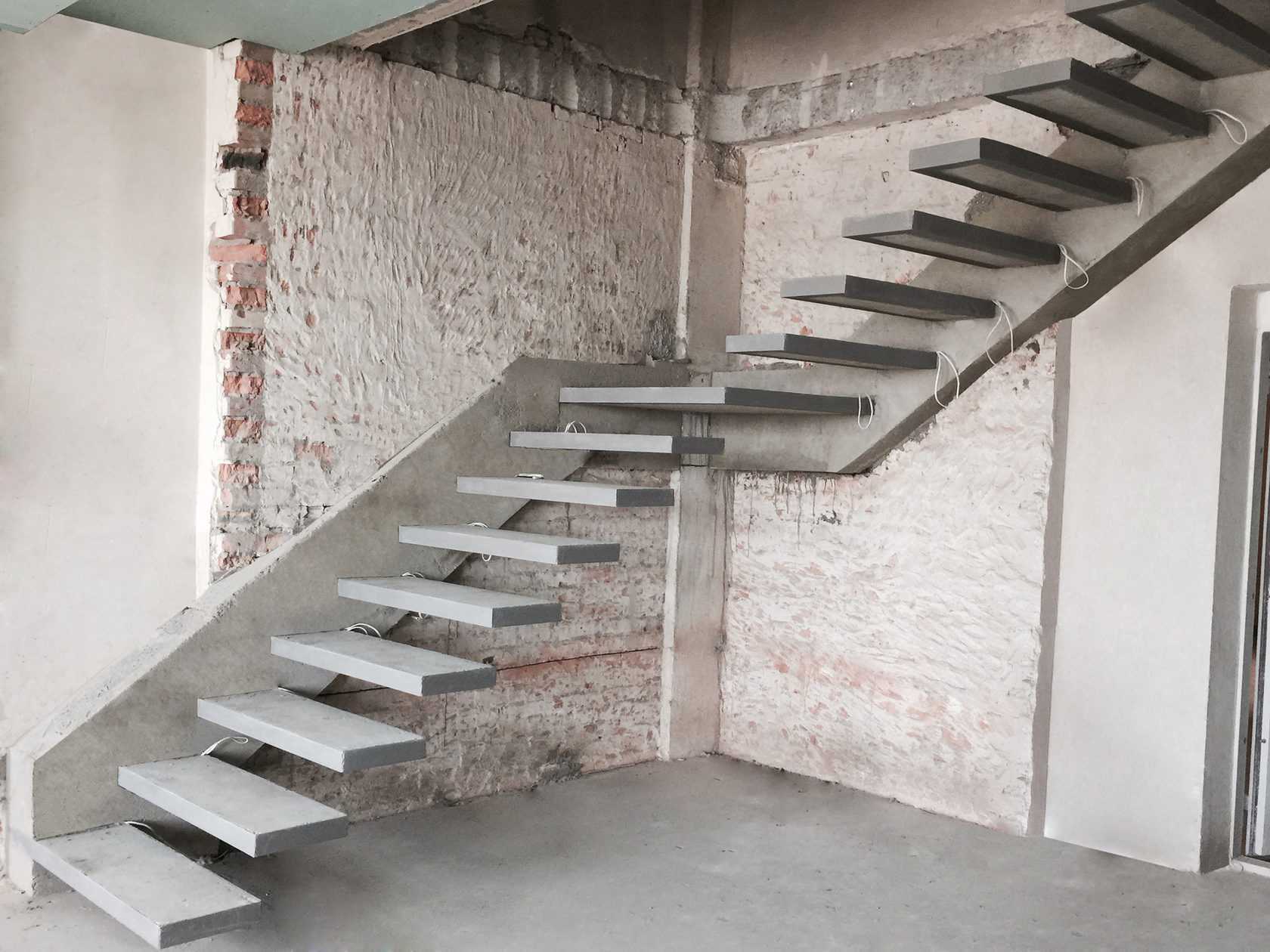 Монолитная входная лестница из армированного бетона своими руками пошагово