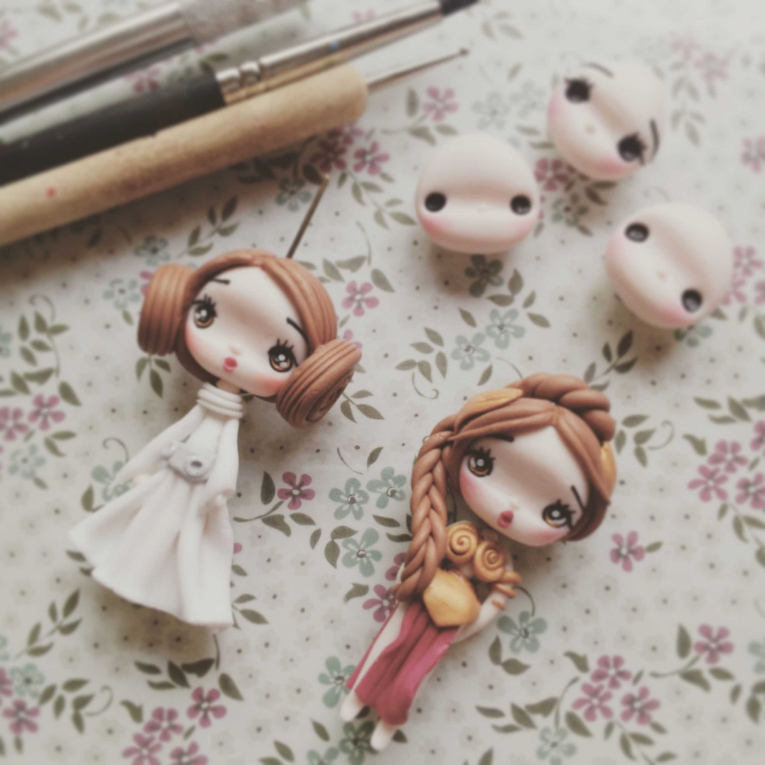 Куклы из полимерной глины: изготовление авторской игрушки своими руками