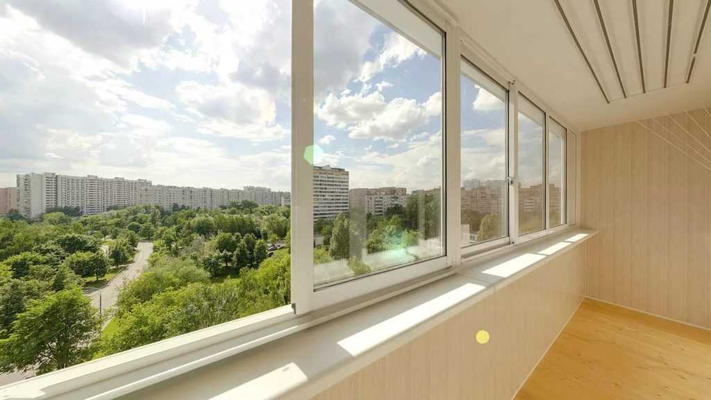 Как застеклить балкон - пвх и алюминиевое остекление балкона недорого
