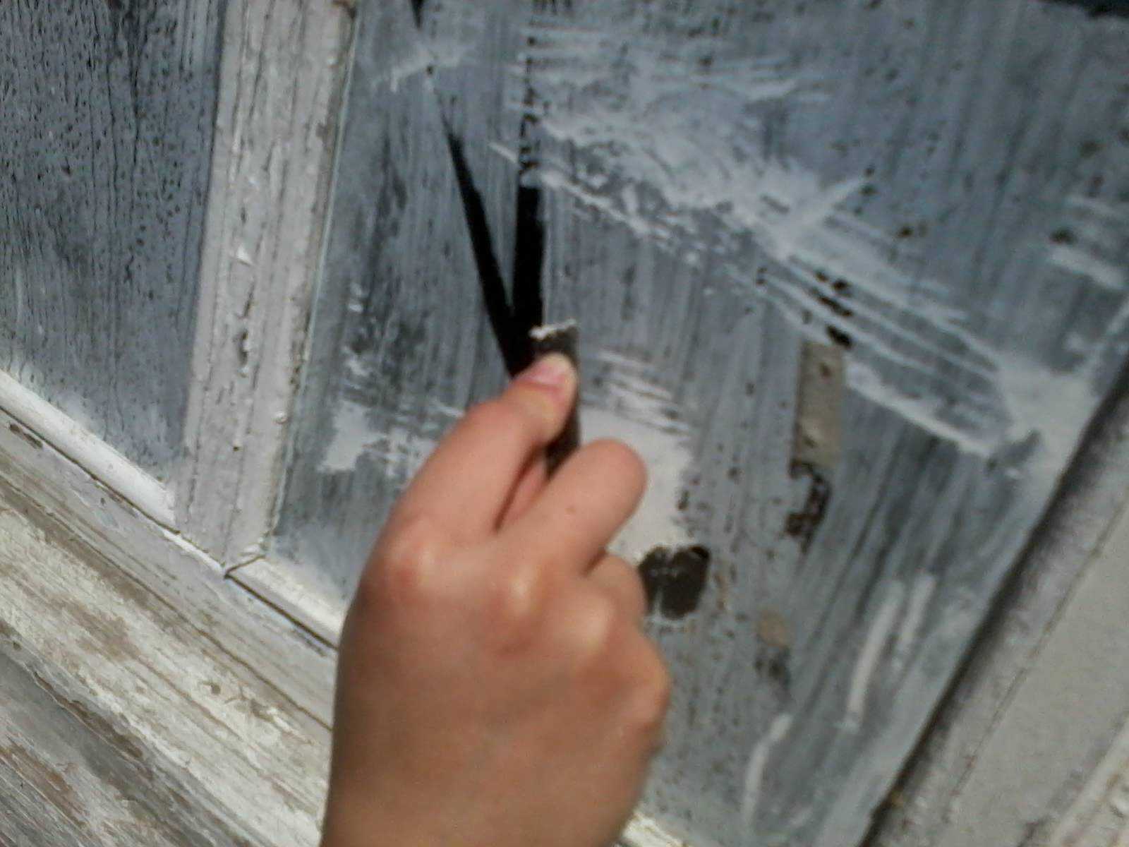 Как отмыть пластиковые окна после ремонта: лучшие средства и методы
