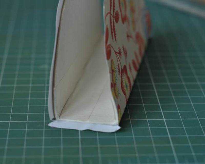 Как красиво сложить бумажные салфетки в салфетницу: цветком, веером, короной, лотосом