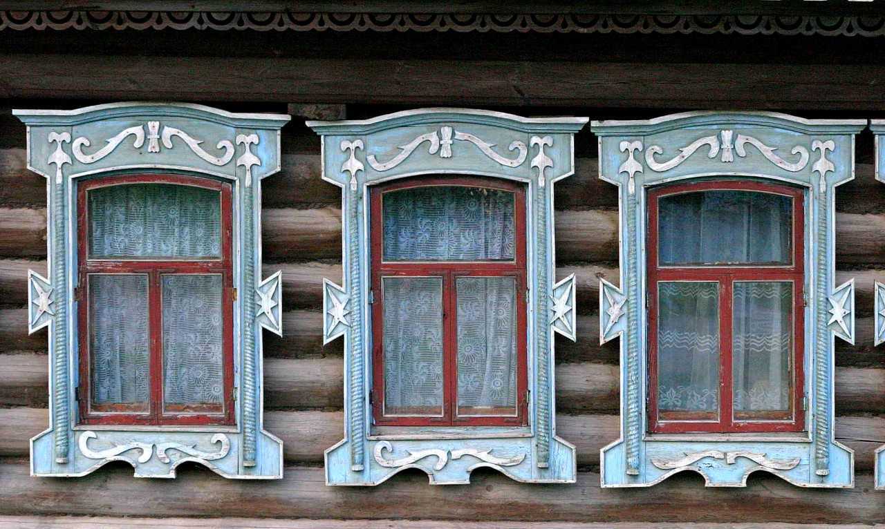 Ставни на окнах: 130+ (фото) металлических, деревянных (+отзывы)
