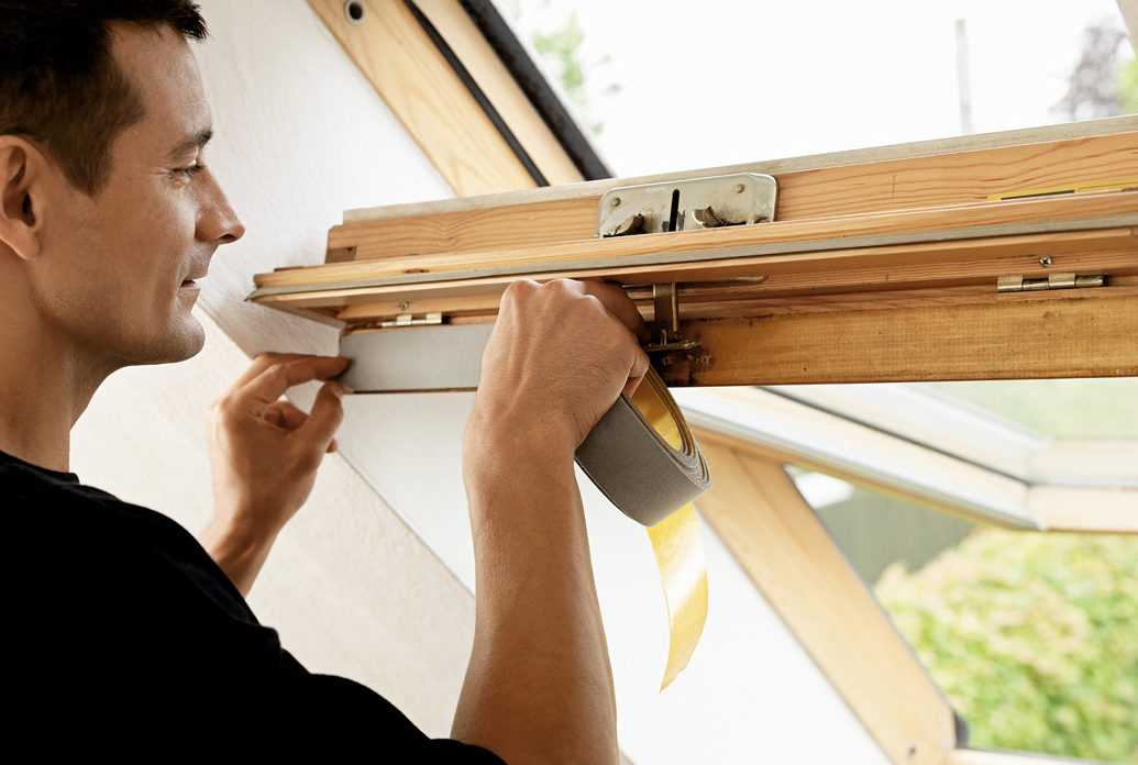 Ремонт деревянных окон своими руками:  как отмыть после ремонта грязь с дверей
