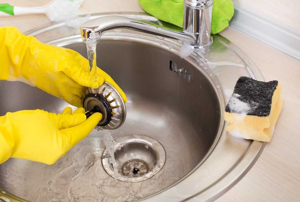 Как прочистить засор в трубе на кухне: 11 способов чистки и профилактика  | mirnadivane.ru