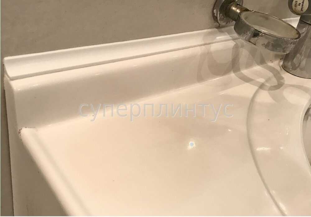 Бордюр для ванной: керамический или пластиковый / zonavannoi.ru