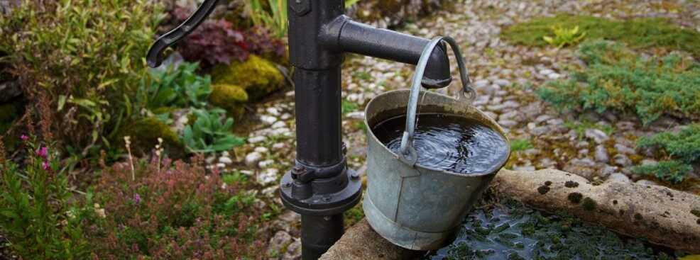 Вода из скважины пенится при кипячении. почему вода из колодца пенится. что можно сделать, если есть белый осадок в воде из колодца