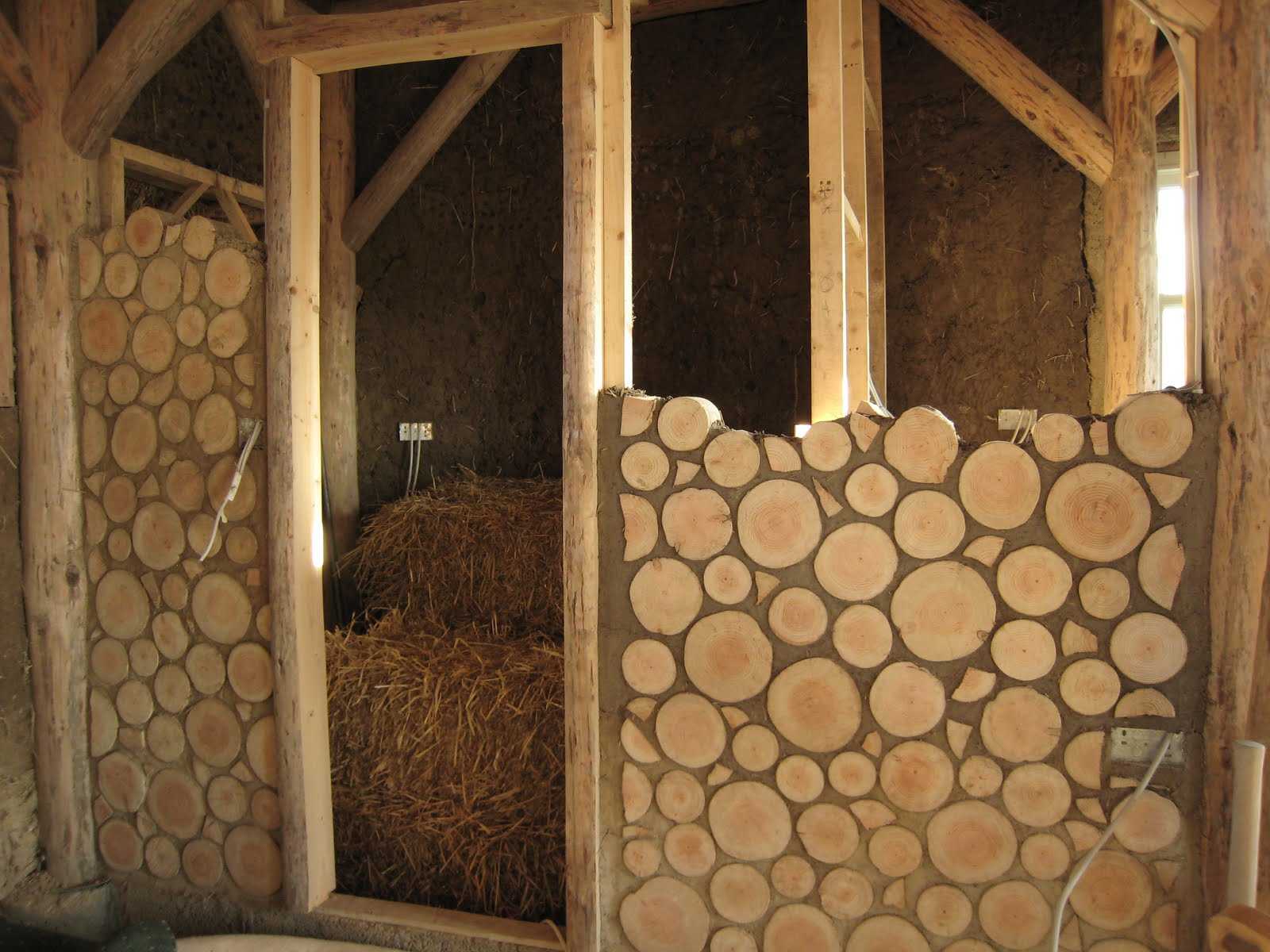 Дом из дров и глины по технологии глиночурка: экодом своими руками | строительство. деревянные и др. материалы