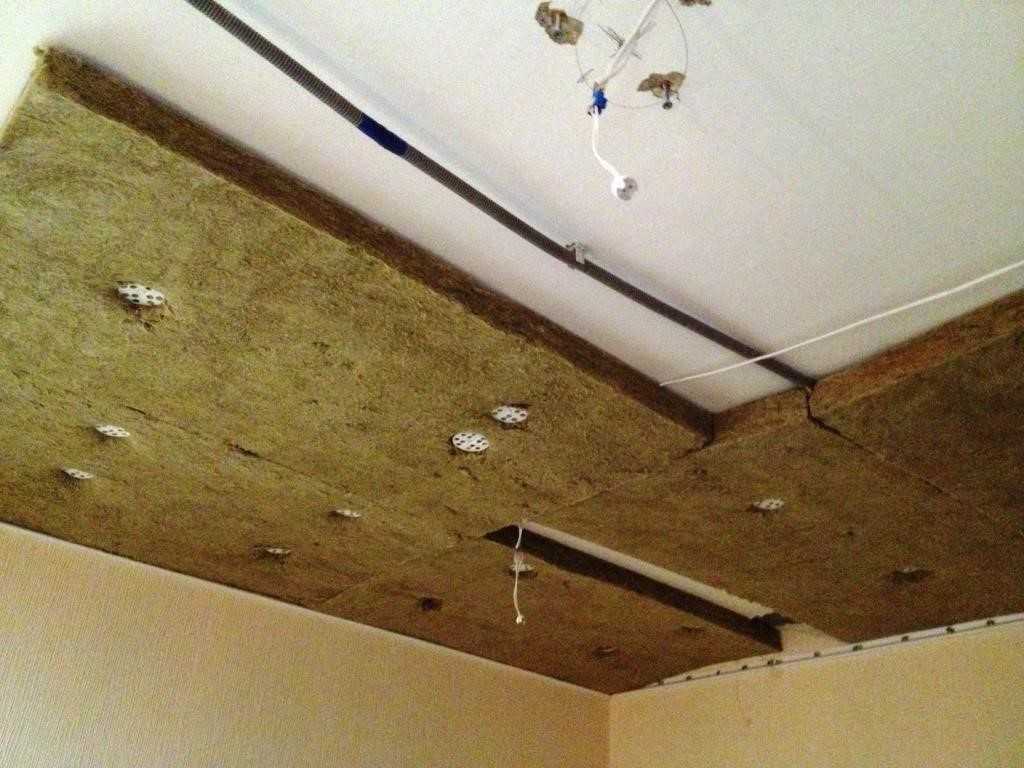 Звукоизоляция потолка в квартире: своими руками под натяжной потолок и от ударного шума
